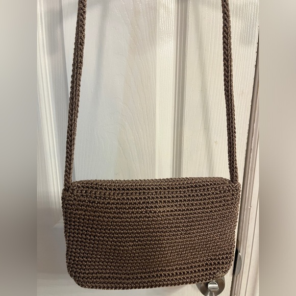 The Sak crochet shoulder bag with flap - Picture 4 of 11